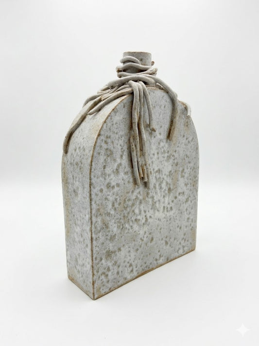 Vase with vines